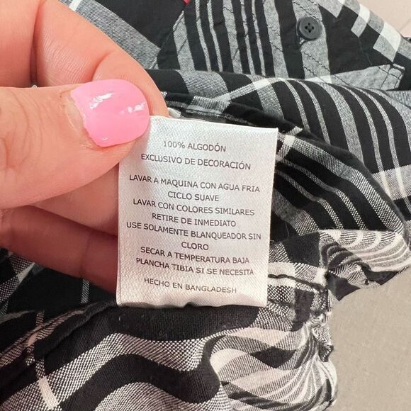 🔥5/25 sale🔥 Levi’s Men’s Button-Down Long Sleeves Black & White Plaid Shirt - Picture 12 of 13